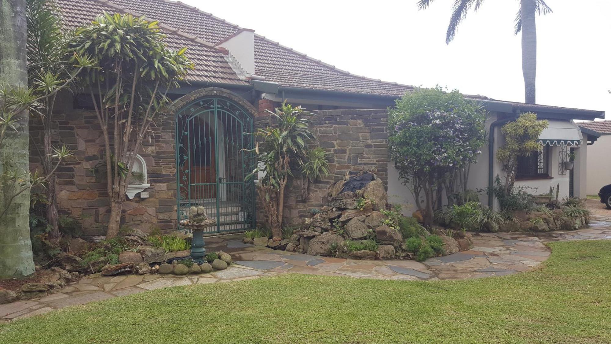 Bleu Bird Guesthouse Durban Ngoại thất bức ảnh